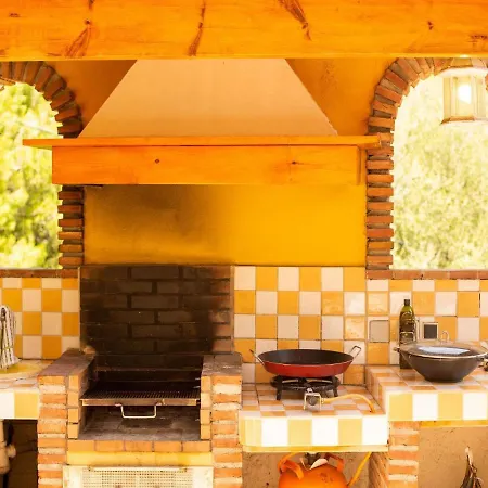 Holiday home Belvilla By Oyo Casa Amarilla Blanca *
